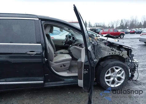 2017 Chrysler Pacifica Touring-L Plus from USA, damaged, VIN 2C4RC1EG8HR550977